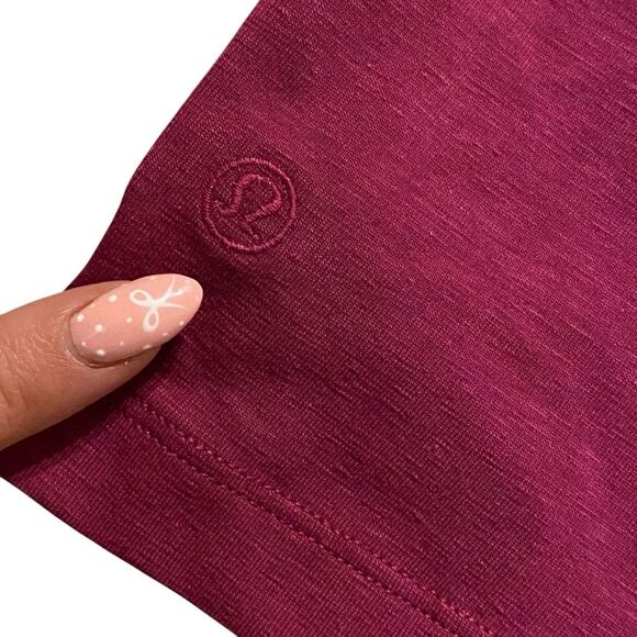 Lululemon‎ 2 Classic Fit Cotton Blend T-Shirt
Magenta Purple Boxy Basic New - Picture 6 of 11